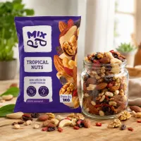 Pacote com jar de castanhas